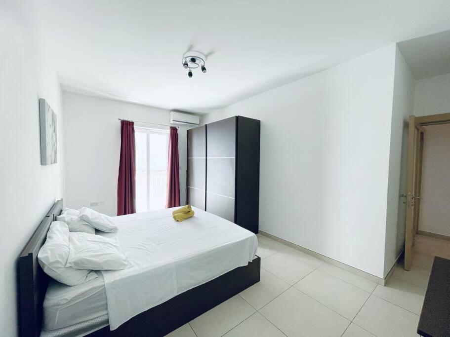 Modern St.Julian's Heart 2 Bed 2 Bath | Paceville photo 4