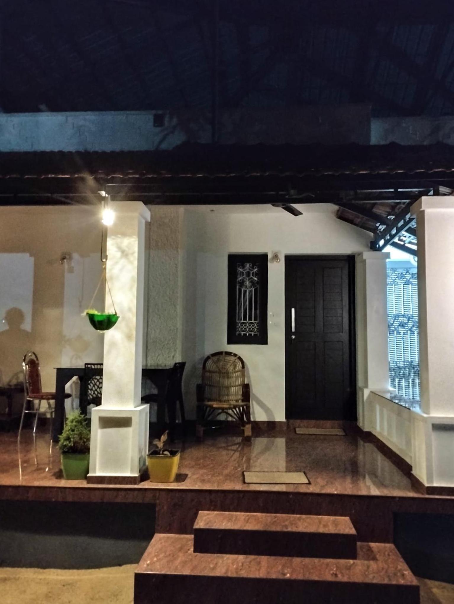 SALT LIFE MARARI BEACH VILLA view 3