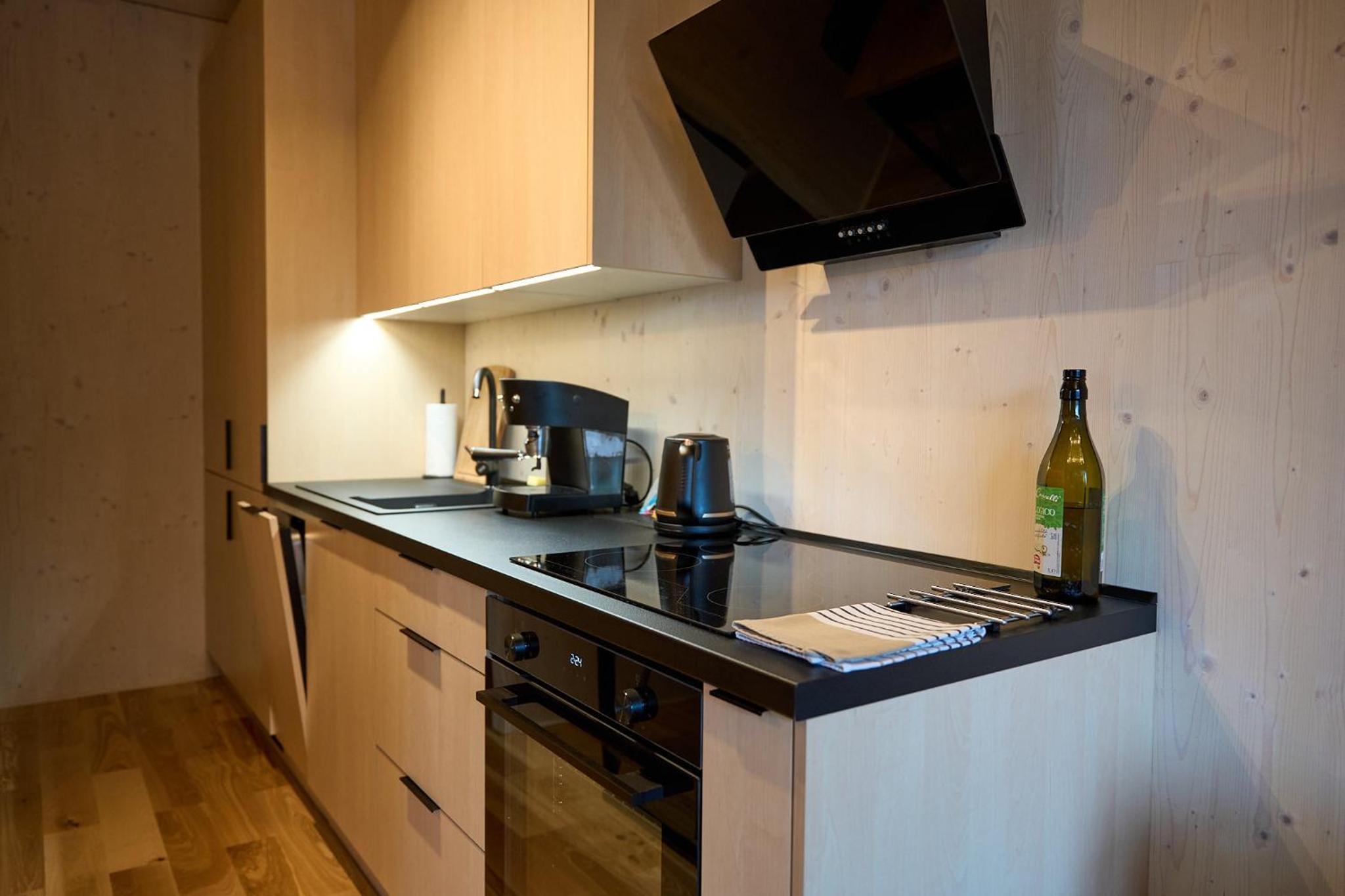 Cosy 1-bedroom apartment with free parking view 5