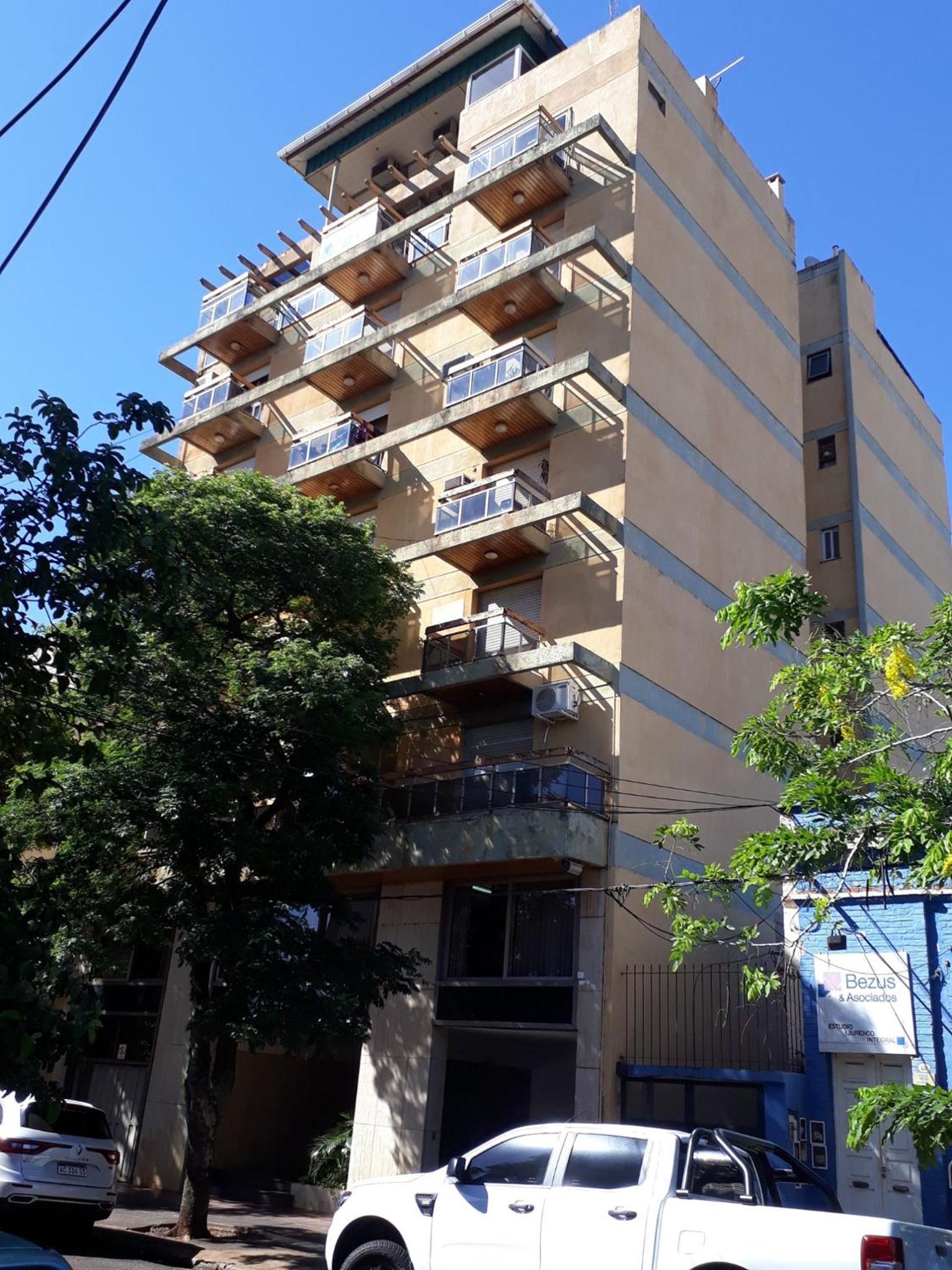 Monoambiente céntrico con balcón - Posadas, Misiones