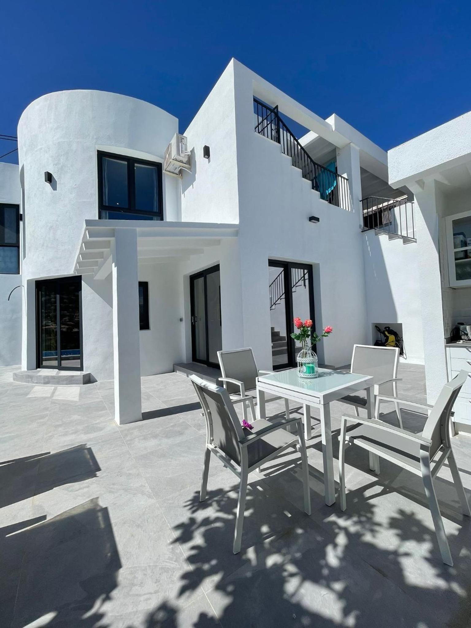 Modern luxury villa Paradise
