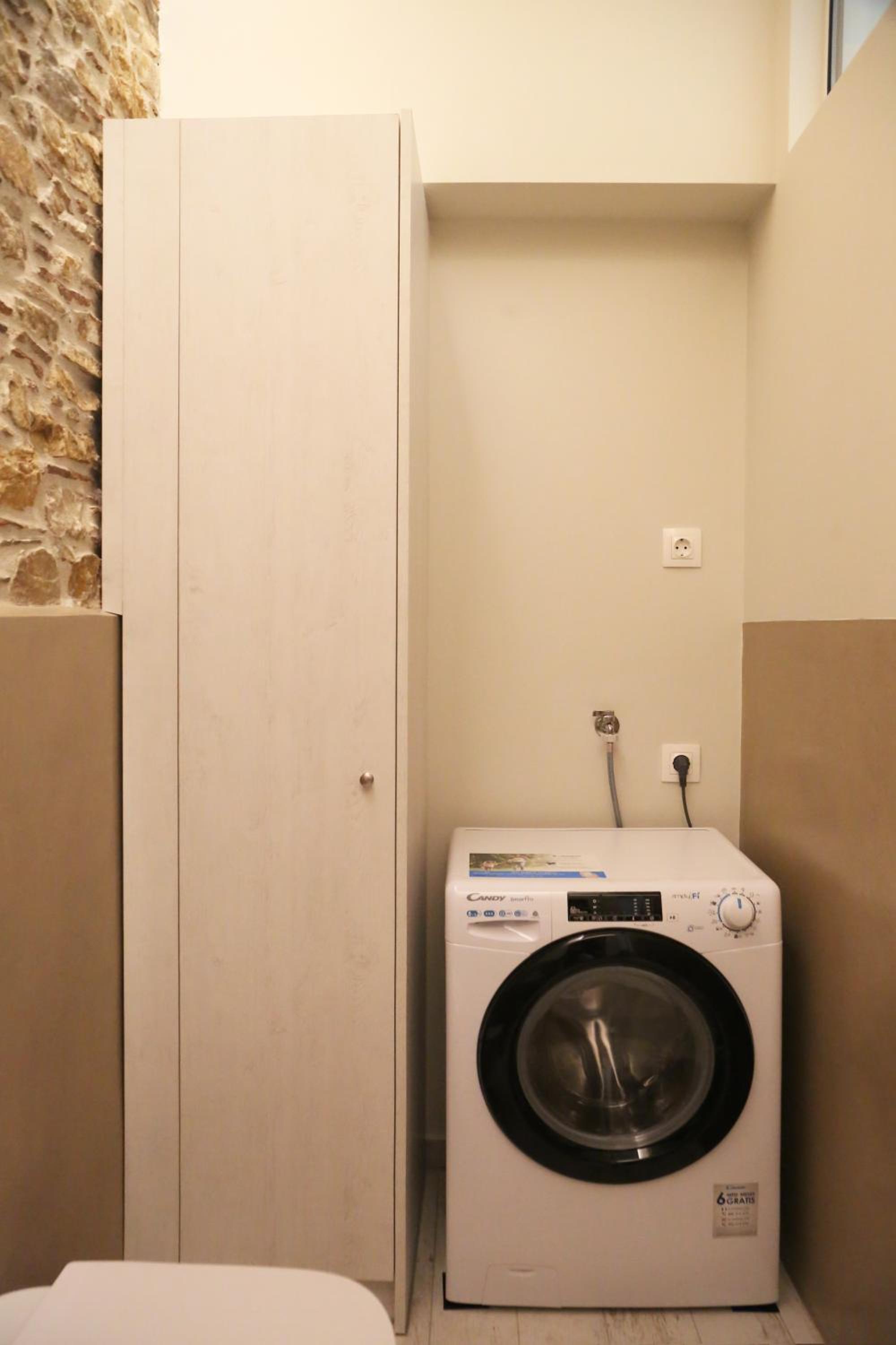 Photo 44