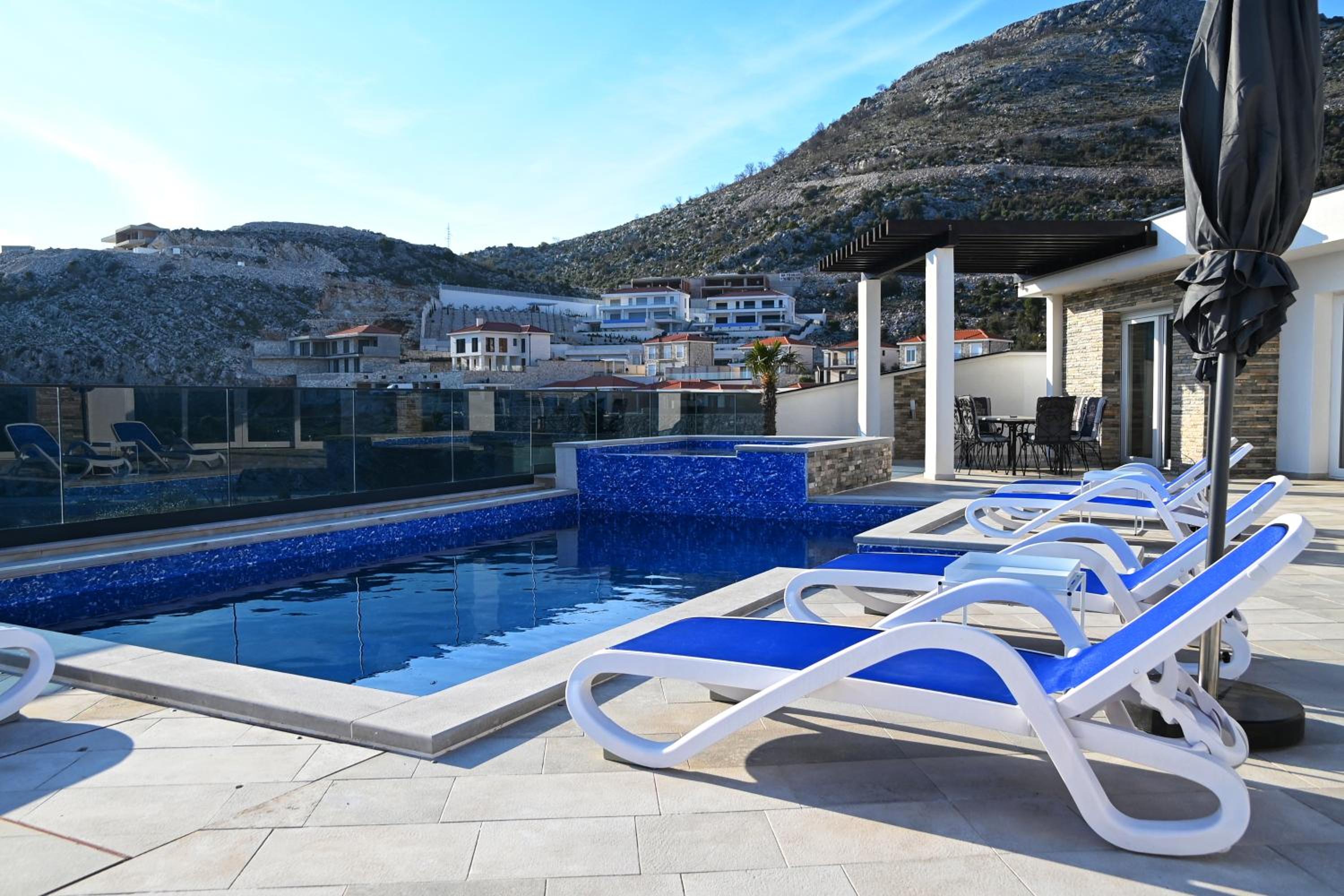 Lux Villa LUS near Dubrovnik with private pool