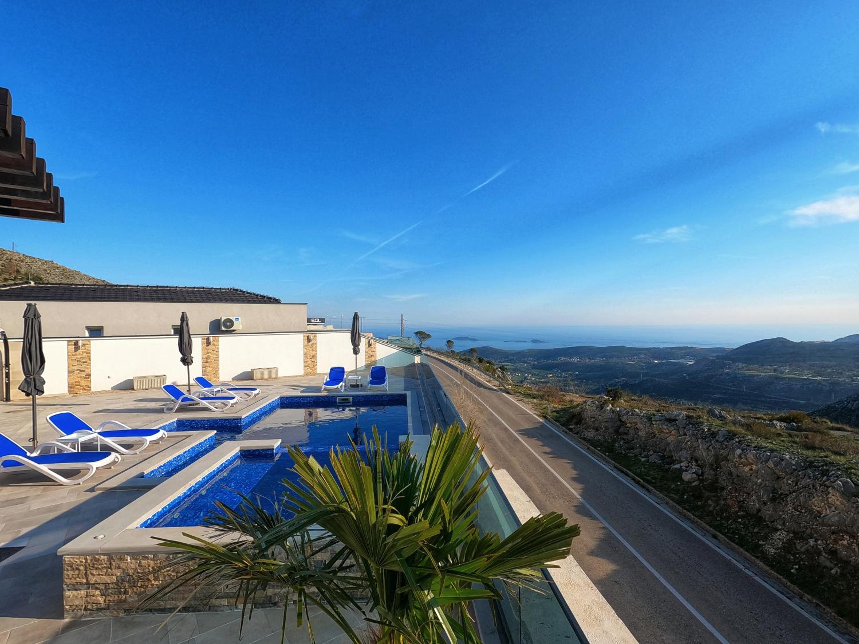 Lux Villa LUS near Dubrovnik with private pool