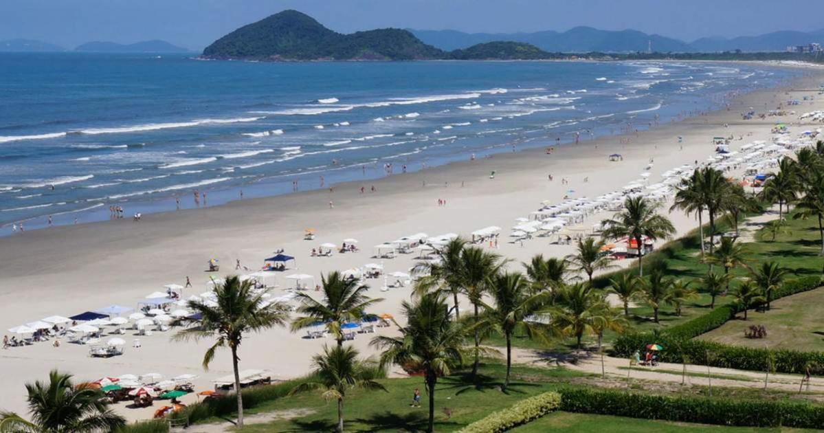 Casa Condomínio Bertioga - 800mt da Praia - Com AR Condicionado
