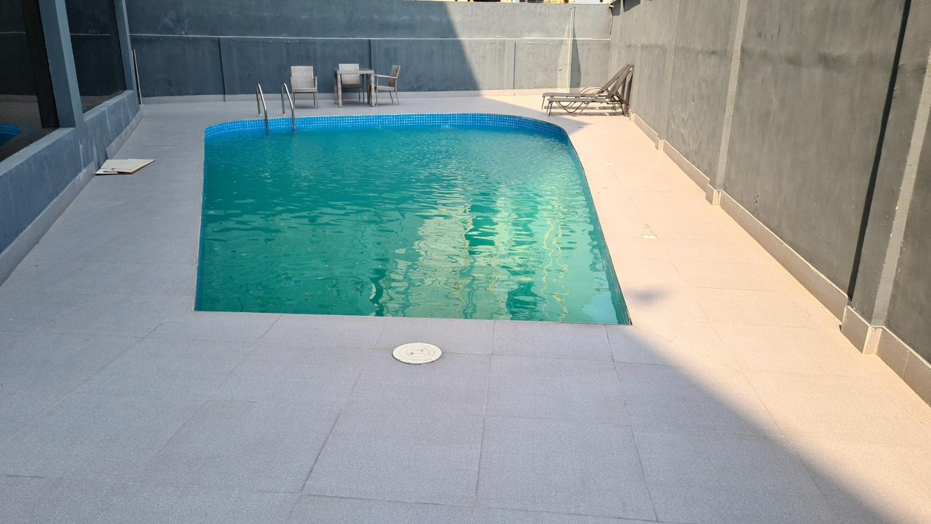 Jay's Luxury Condo view 5