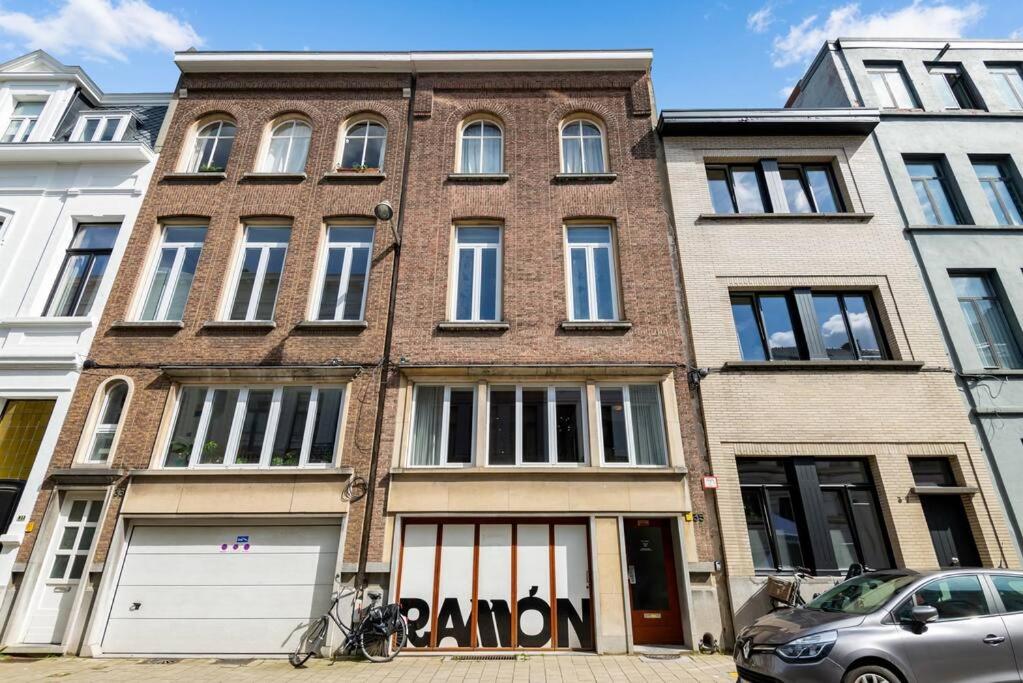 Ramón Studio