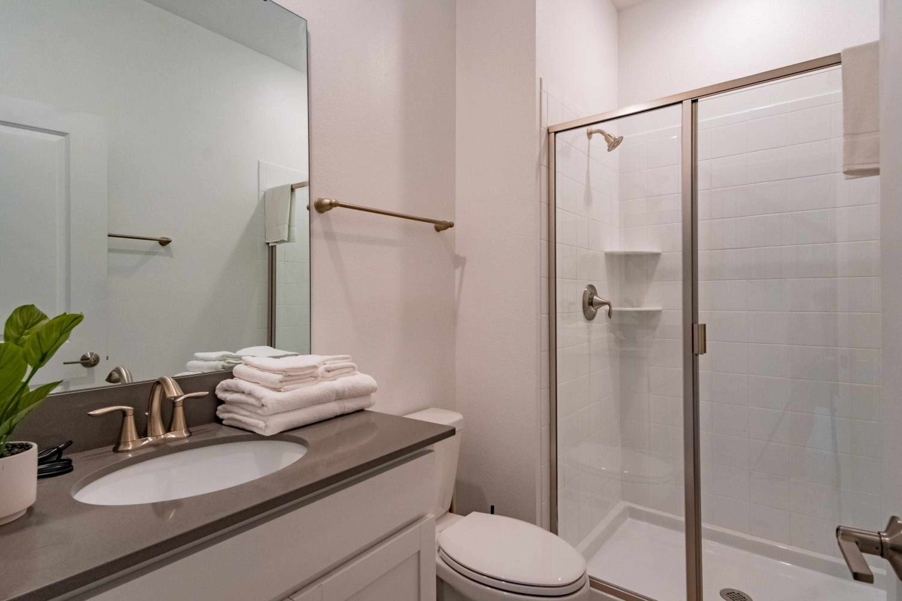 Special 4bedroom TH w-private pool next to Disney view 4