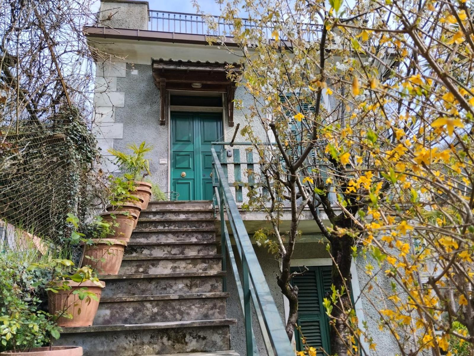 Le Rose di Villa Vittoria nel verde a pochi minuti di auto dalle spiagge