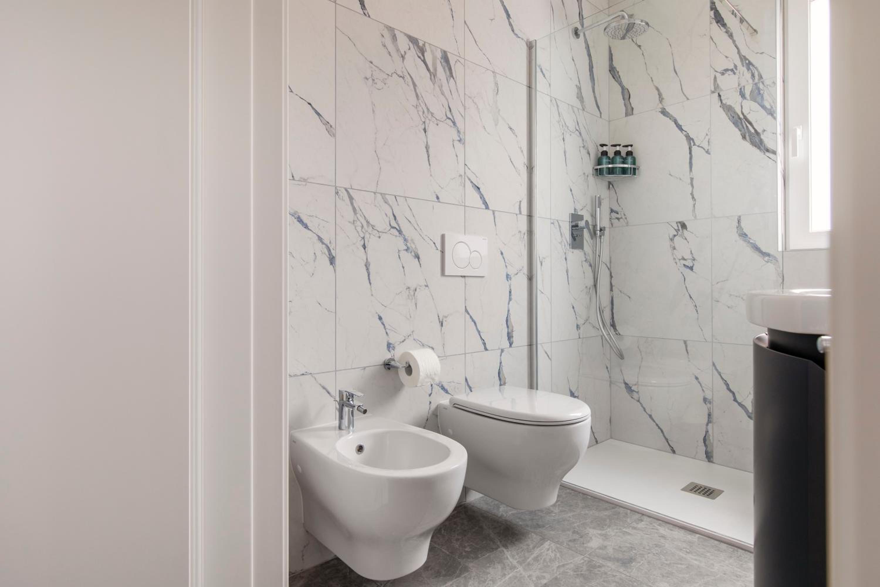Lugano Superior Suites - Free Parking