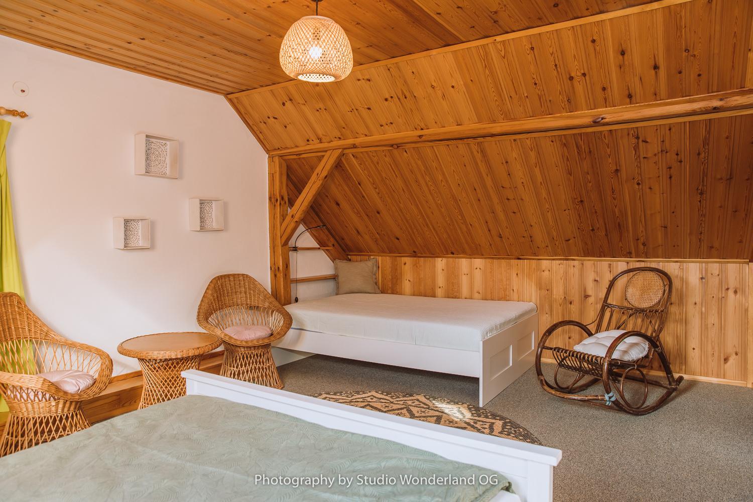 Idyllisches Landhaus mit Teich