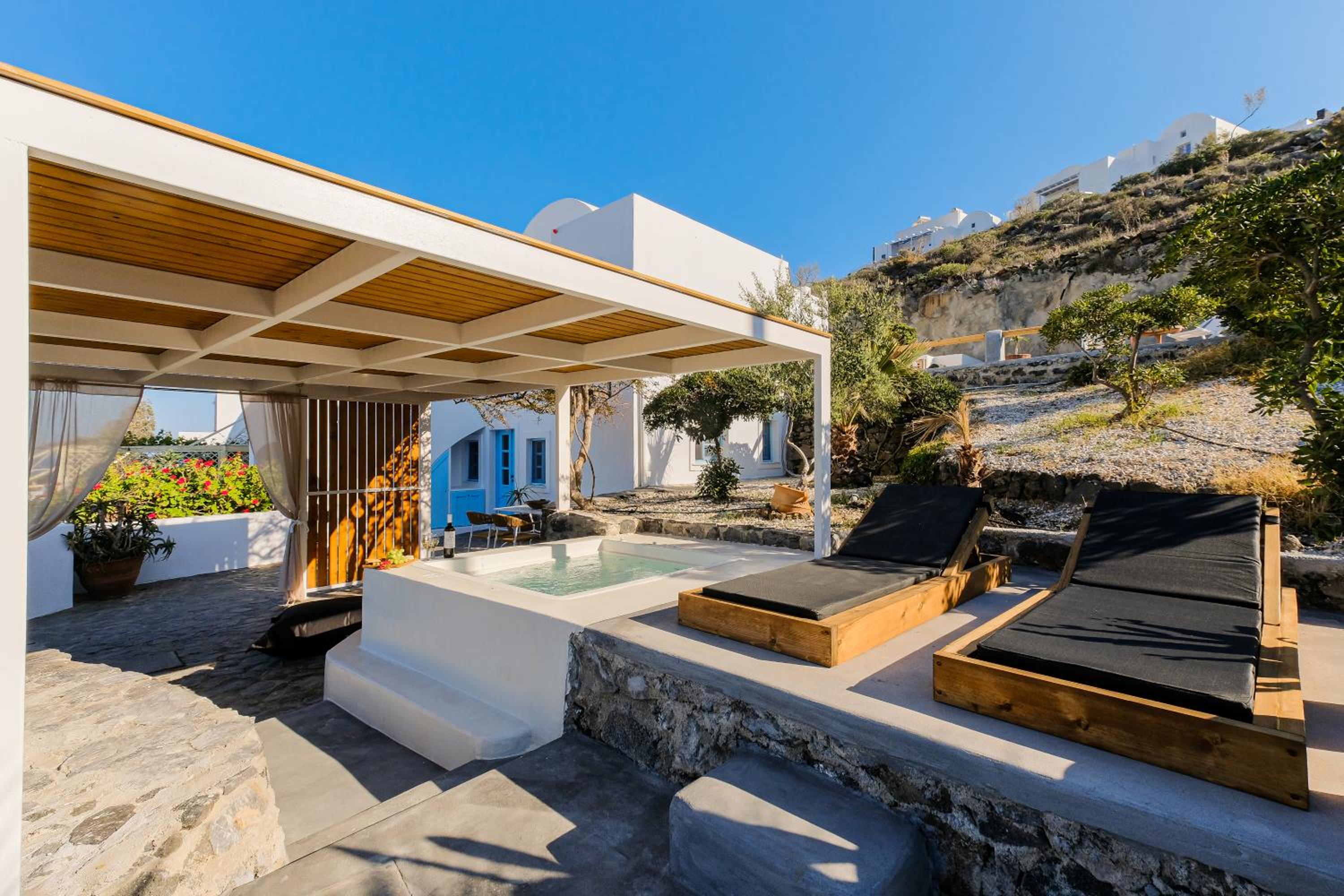 SunSea Living Suites