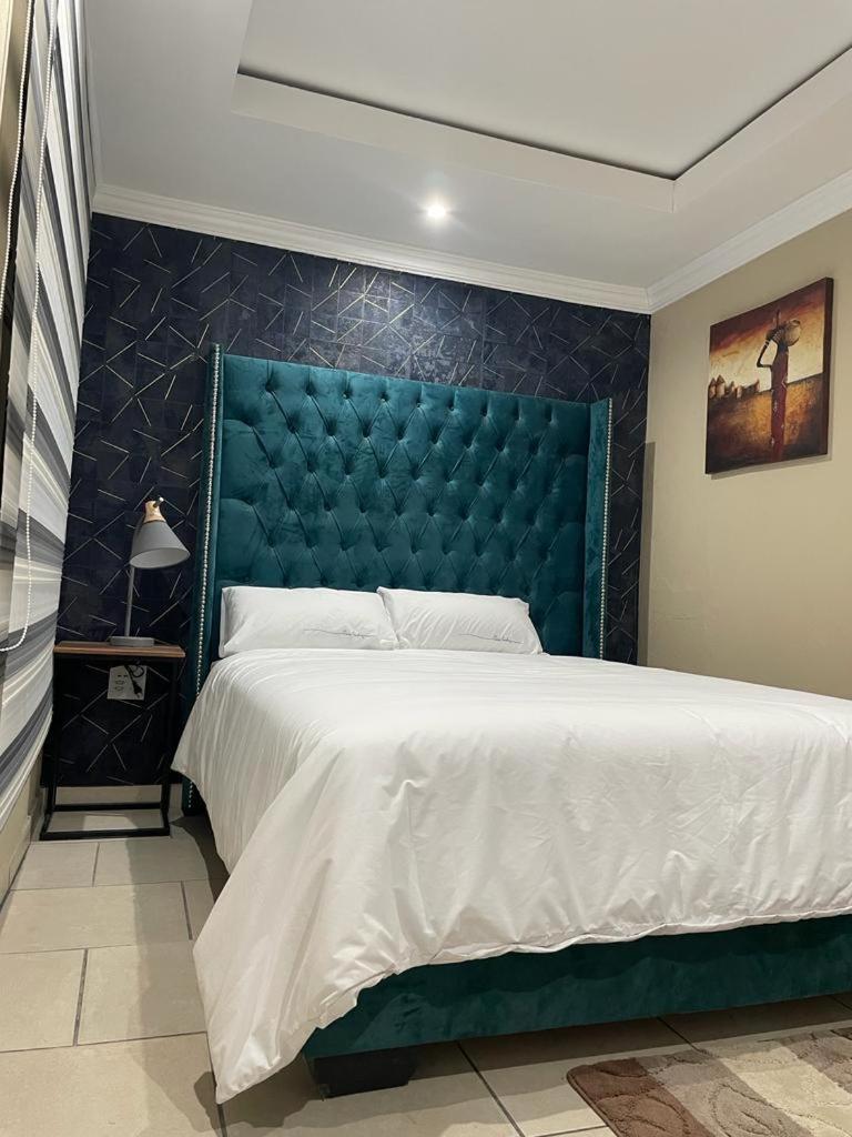 Yello guest house, photo 32