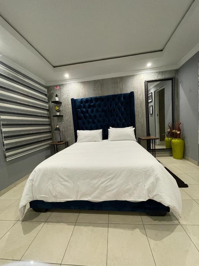 Yello guest house, photo 30