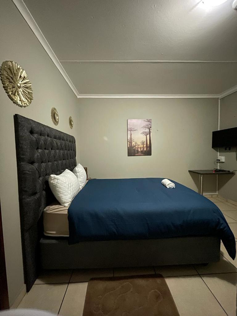 Yello guest house, photo 15