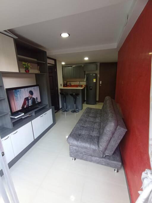RentalsOP AN01 Apto cerca al lleras con balcon y piscina climatizada, cerca a provenza, ubicado min del aeropuerto