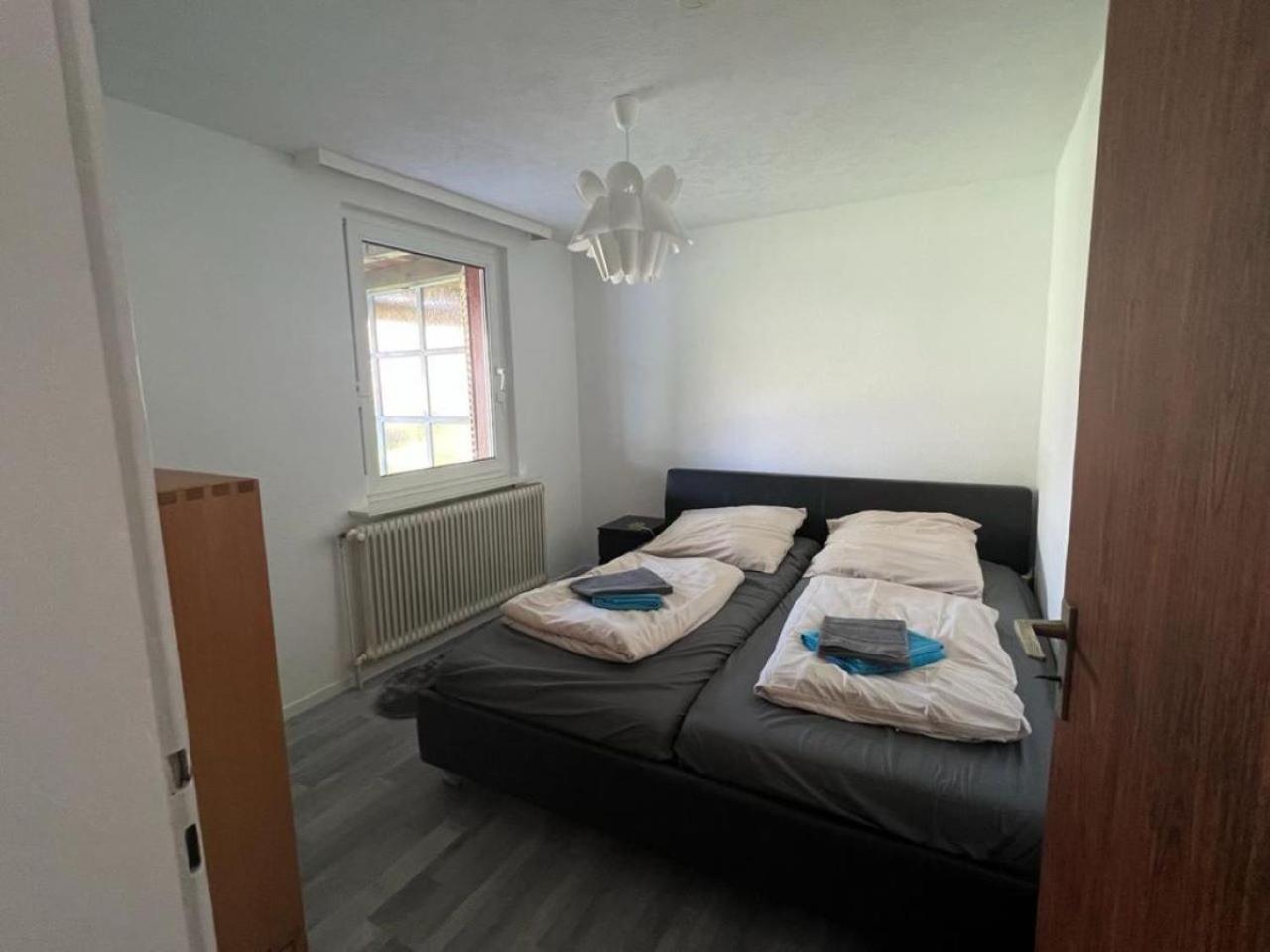 Cozy villa with garden, balcony and parking area in Düsseldorf