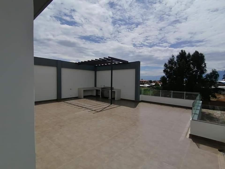 Hermosa Casa Minimalista cerca a la Naturaleza