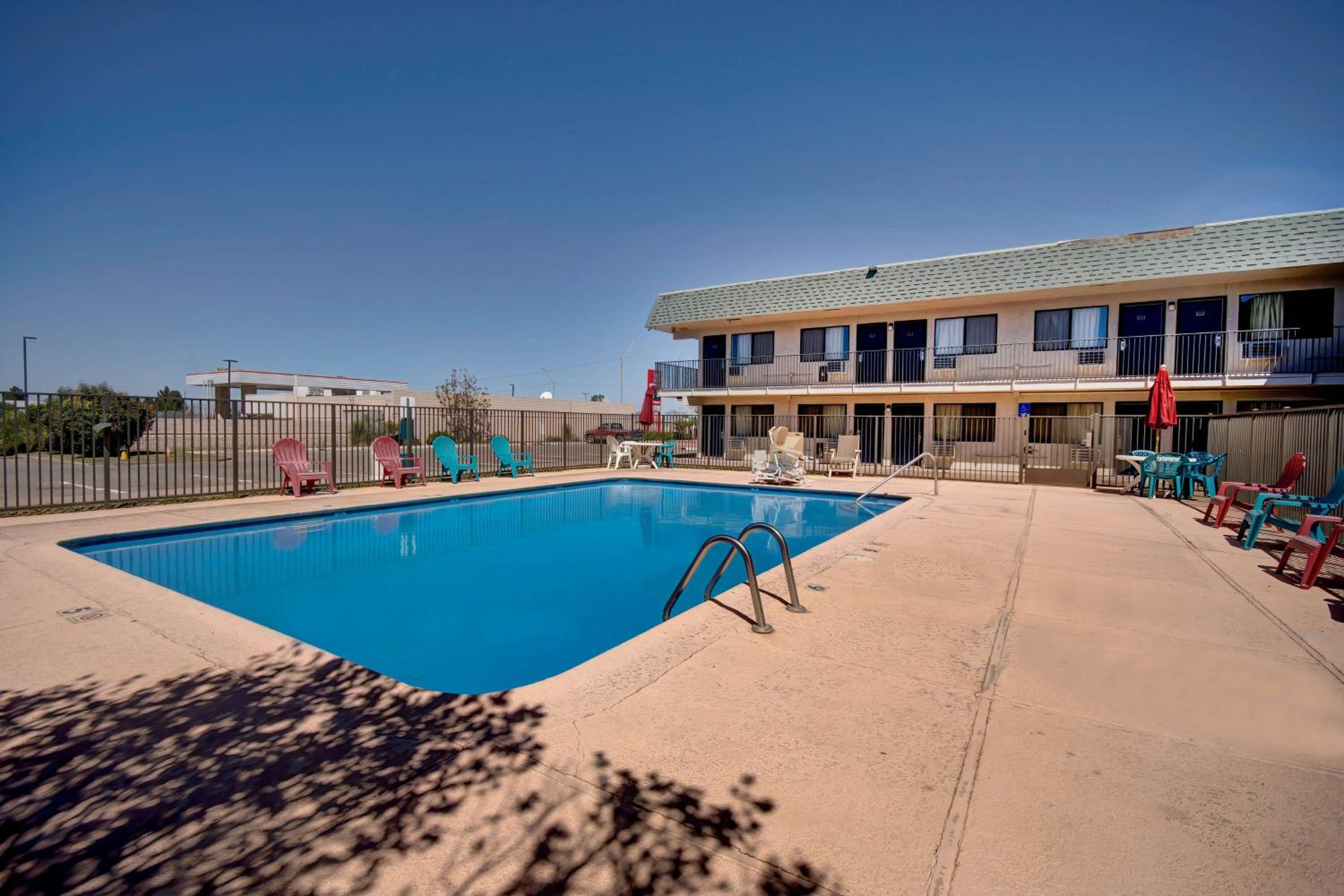 Motel 6-Douglas, AZ