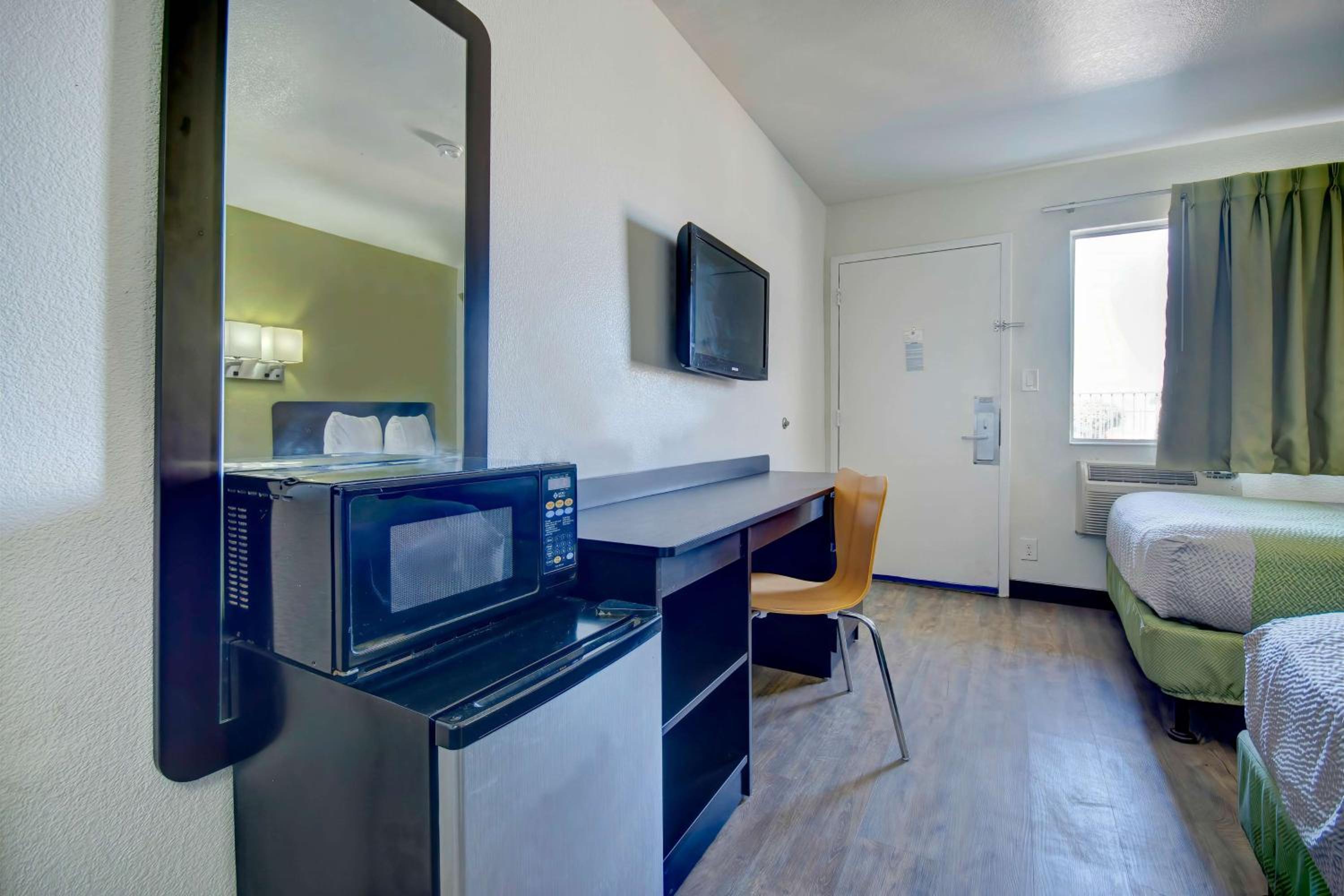 Motel 6-Douglas, AZ