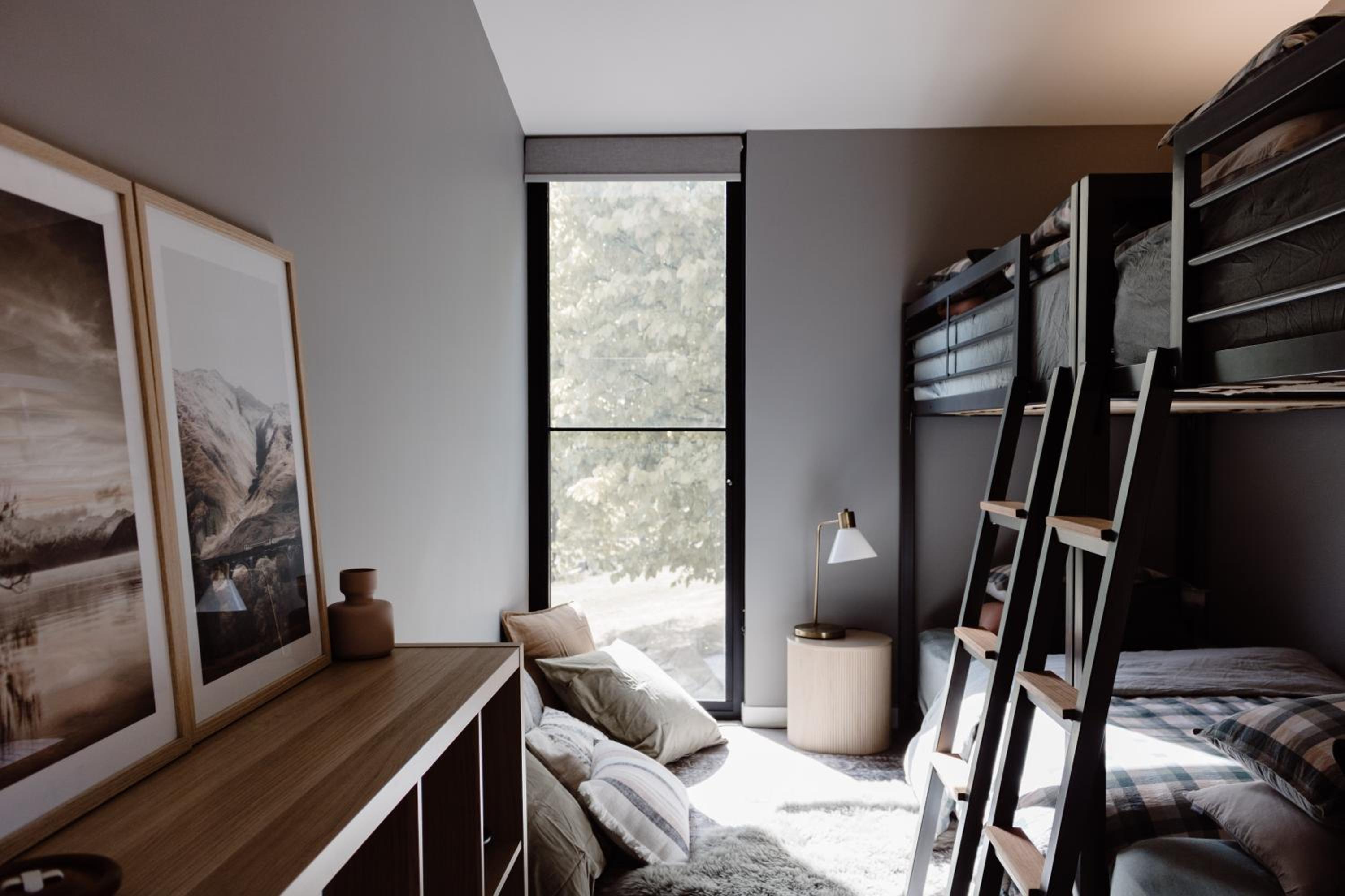 Luxury Alpine Stay with Epic Views at Mt Buller foothills