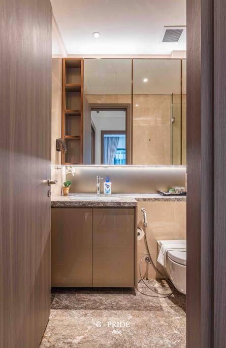 De Lux MarQ, 2 bedrooms at Central Dist 1, Pool,Gym