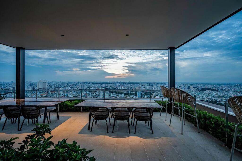 De Lux MarQ, 2 bedrooms at Central Dist 1, Pool,Gym