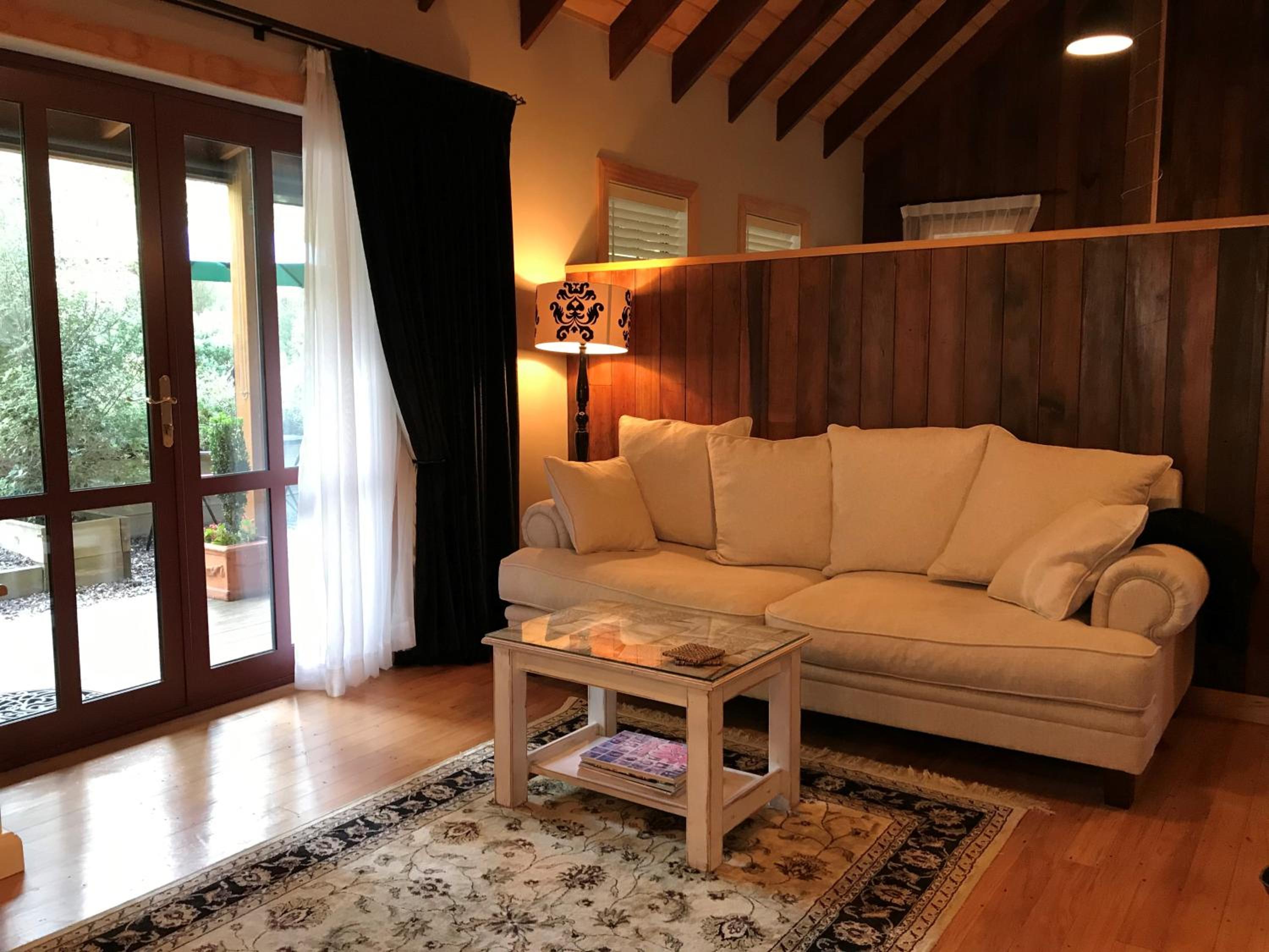 Real Romance Cottage view 2