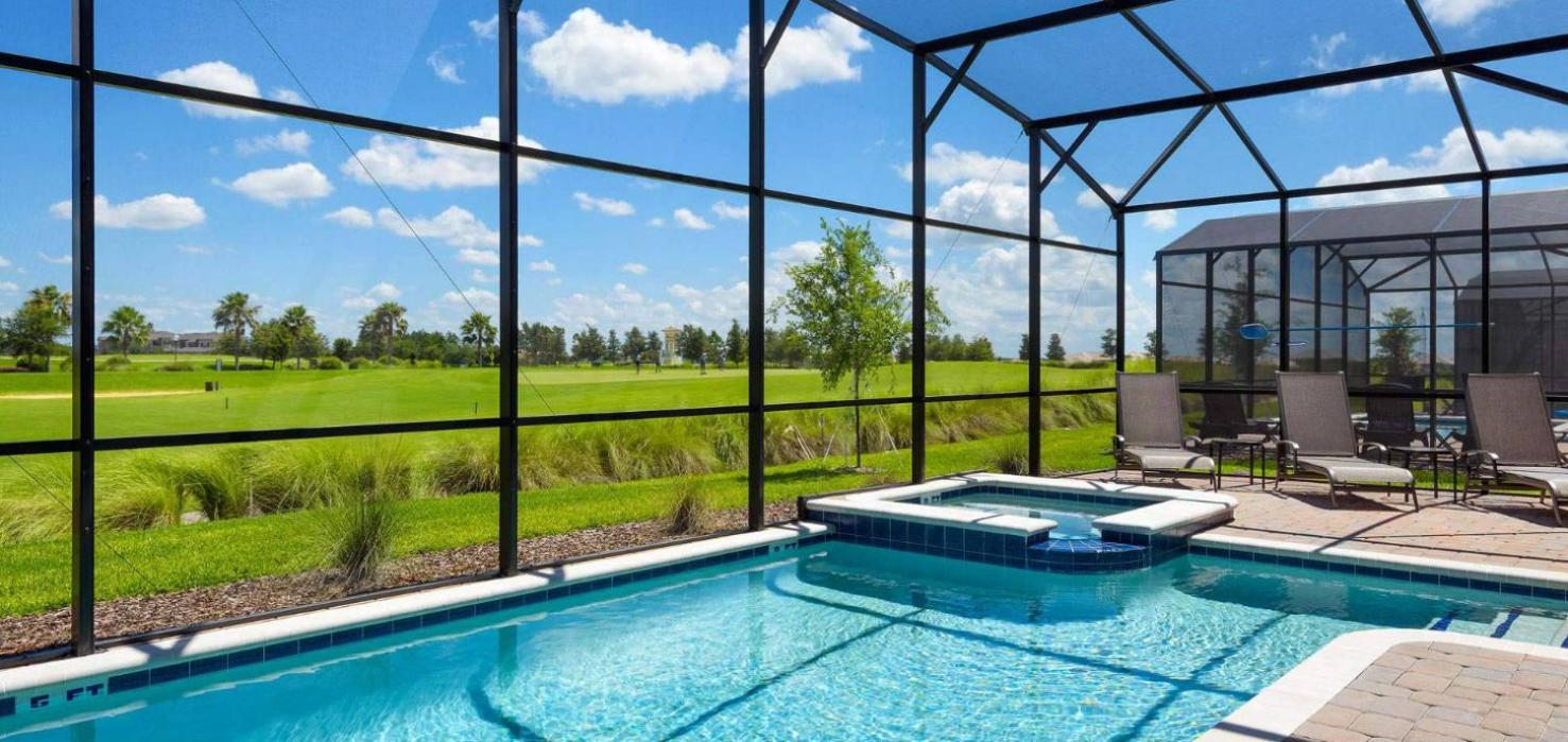 Paradise 6 Bedroom view 5