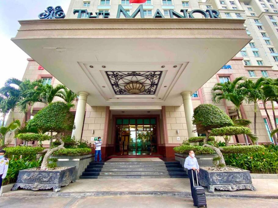 Melody Apartment - The Manor 2 Building