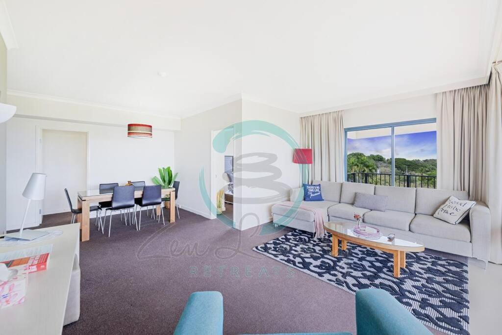 ZEN88 Esplanade: 3-BR Luxury Suite Near Waterfront