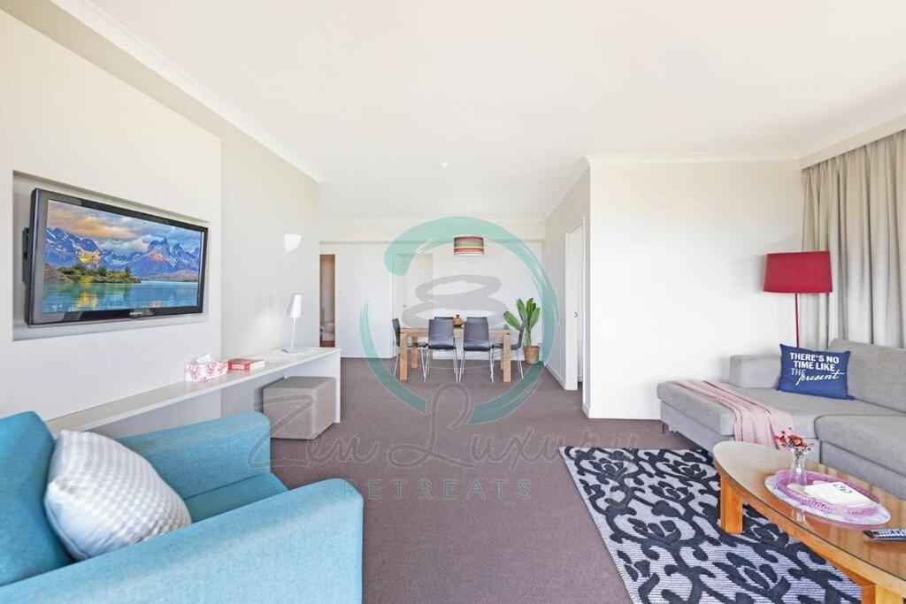 ZEN88 Esplanade: 3-BR Luxury Suite Near Waterfront