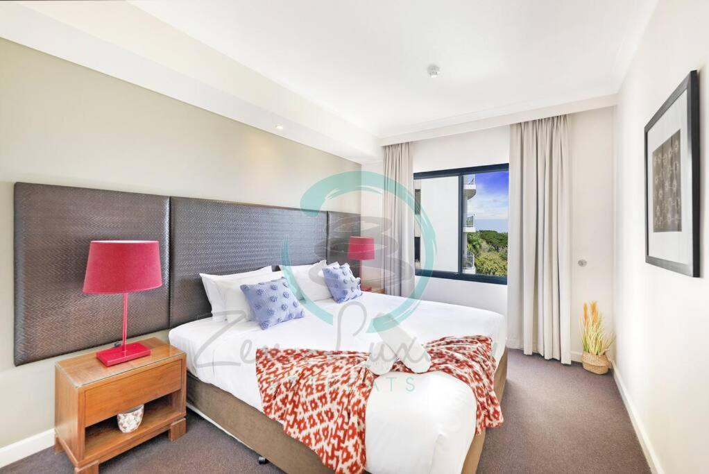 ZEN88 Esplanade: 3-BR Luxury Suite Near Waterfront