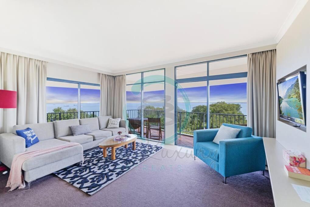 ZEN88 Esplanade: 3-BR Luxury Suite Near Waterfront