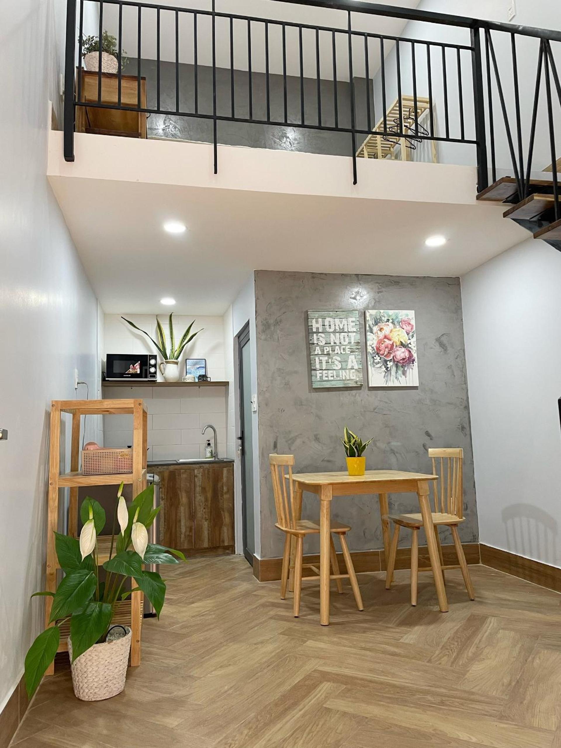 Vania House comfortable studio near the airport