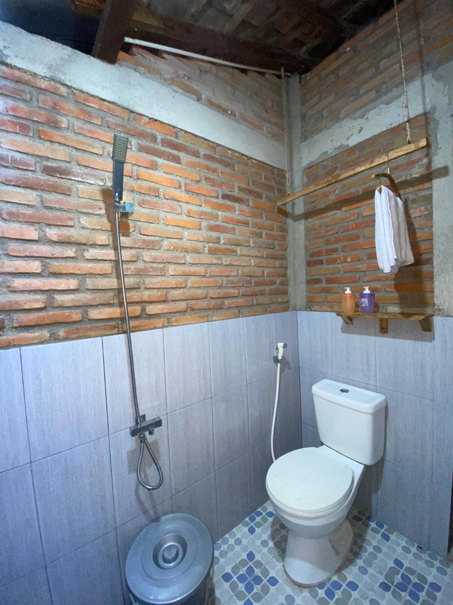 Photo 37