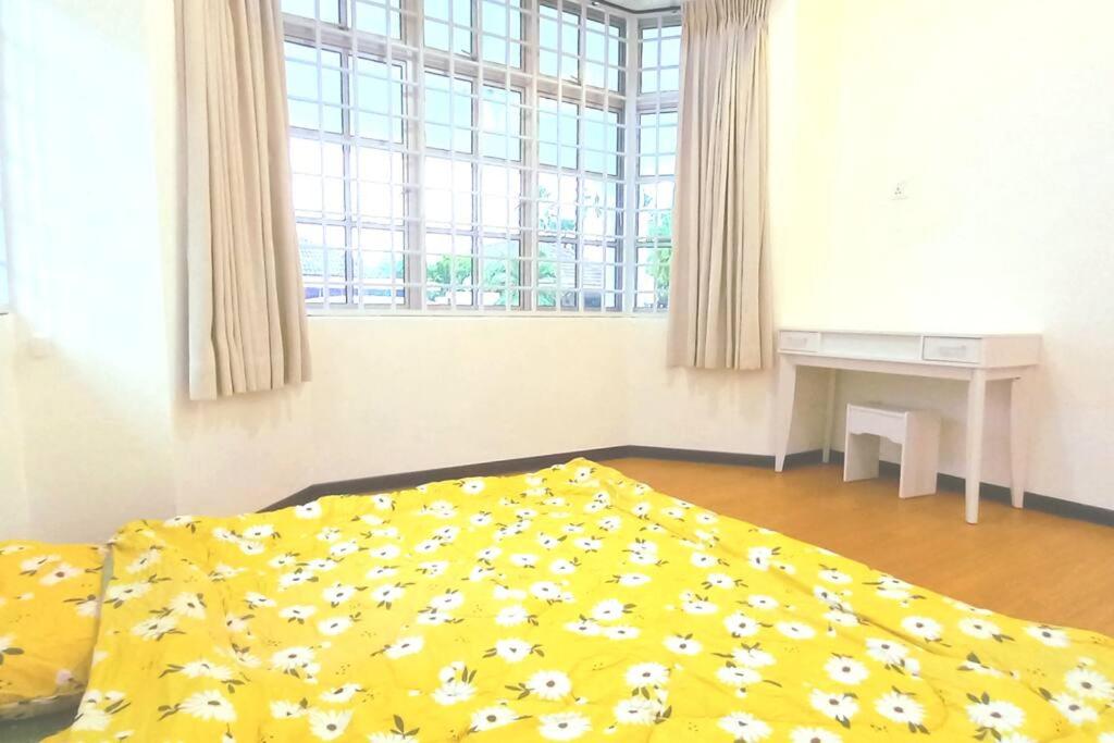 Single Storey Bungalow 12 pax photo 8