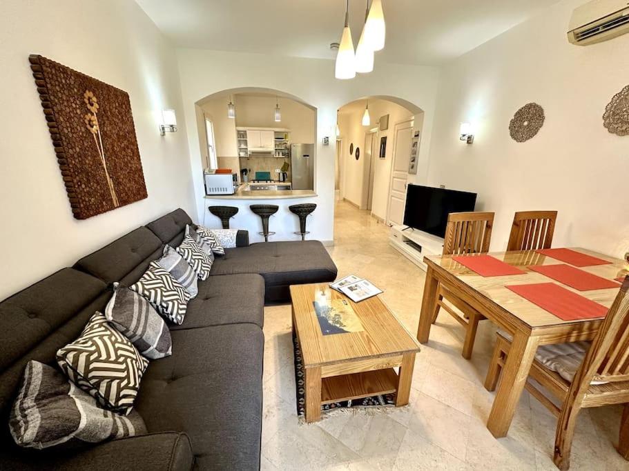 Stylish 2BR Condo in El Gouna I Pool & Beach Access view 5