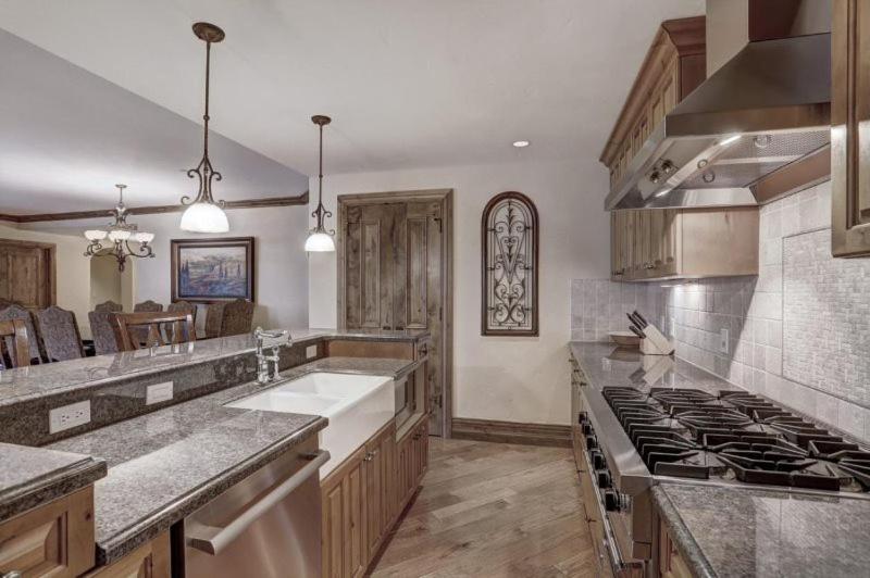 Vail Arrabelle 2 Bedroom Residence view 5