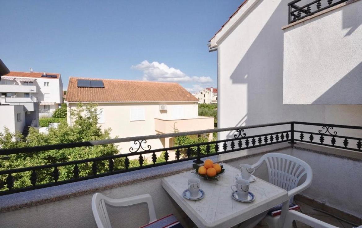 Rooms & Apartment Hegic with parking