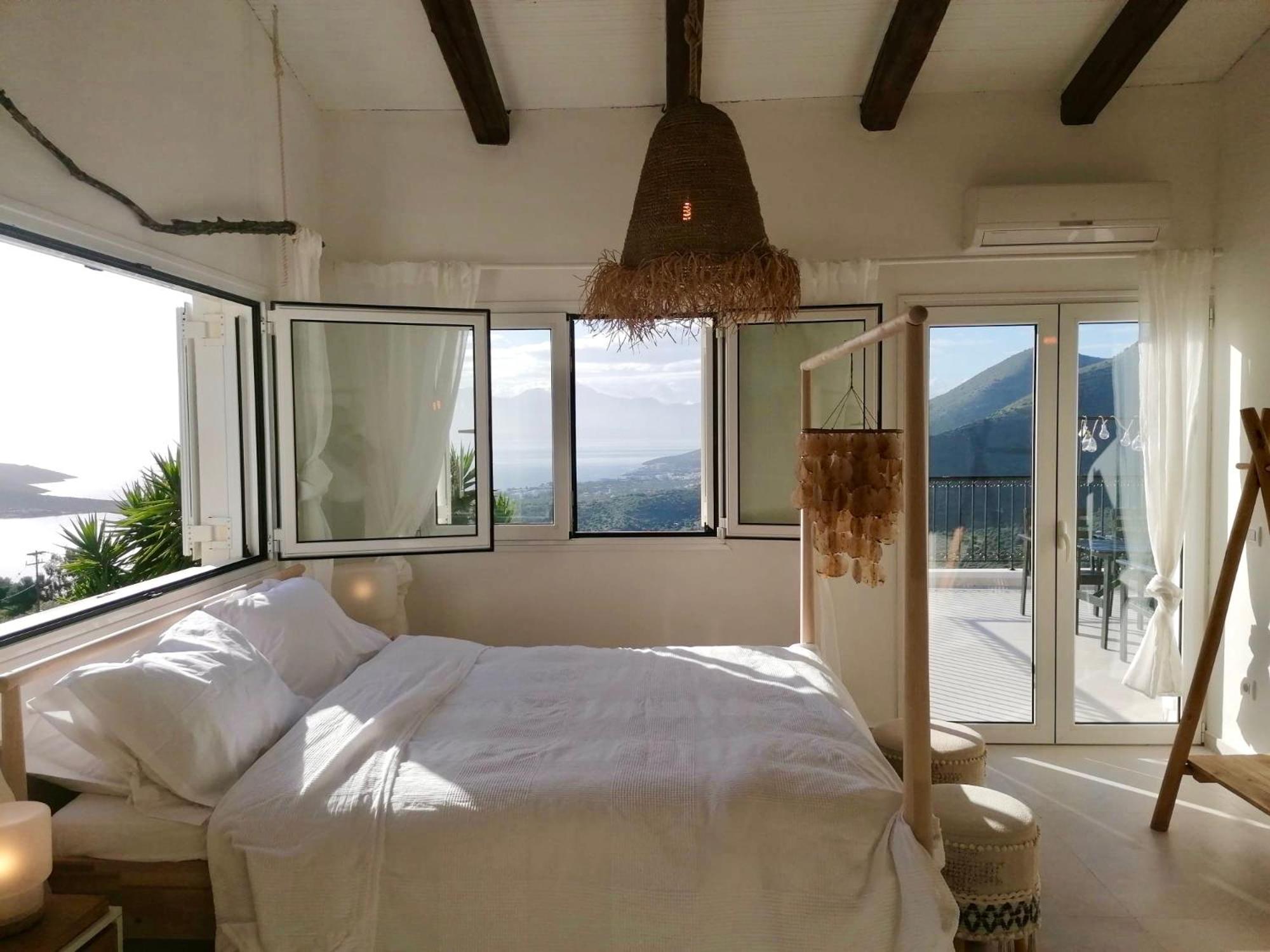 Villa Romee with private swimmingpool and panoramic view on Elounda photo 3
