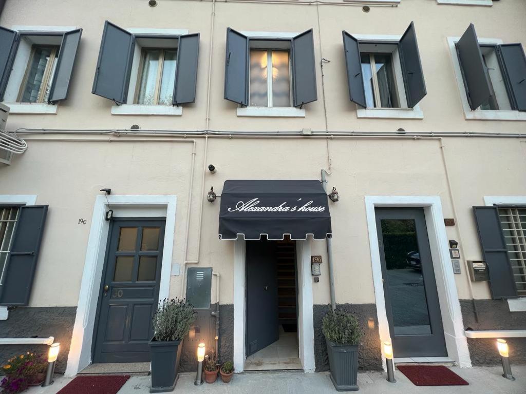 Alexandra's House