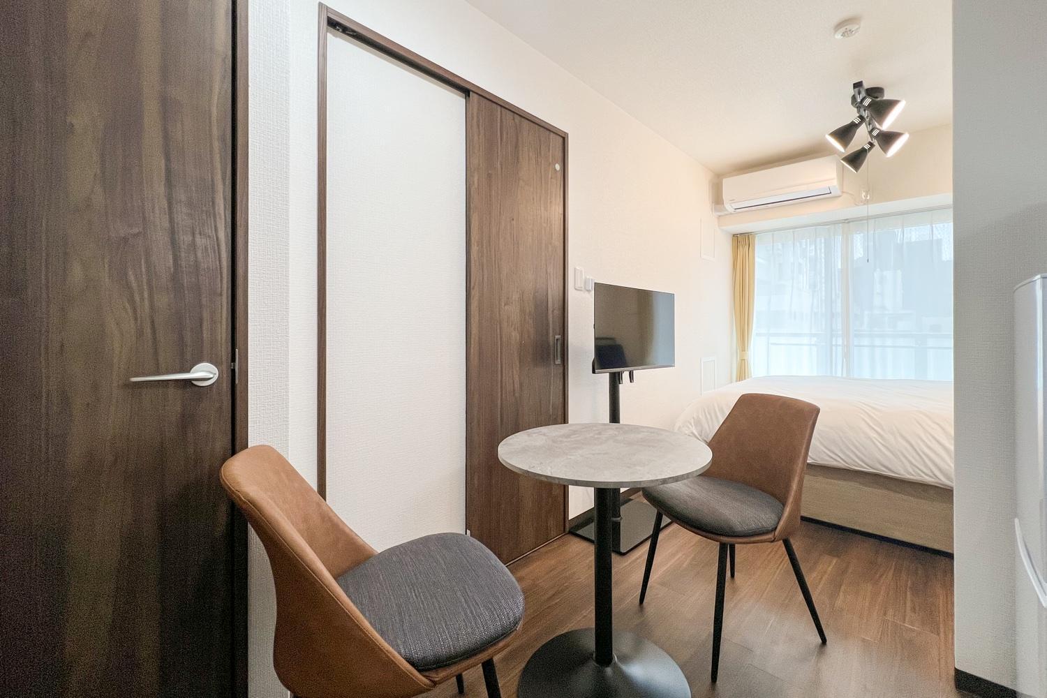 hotel room