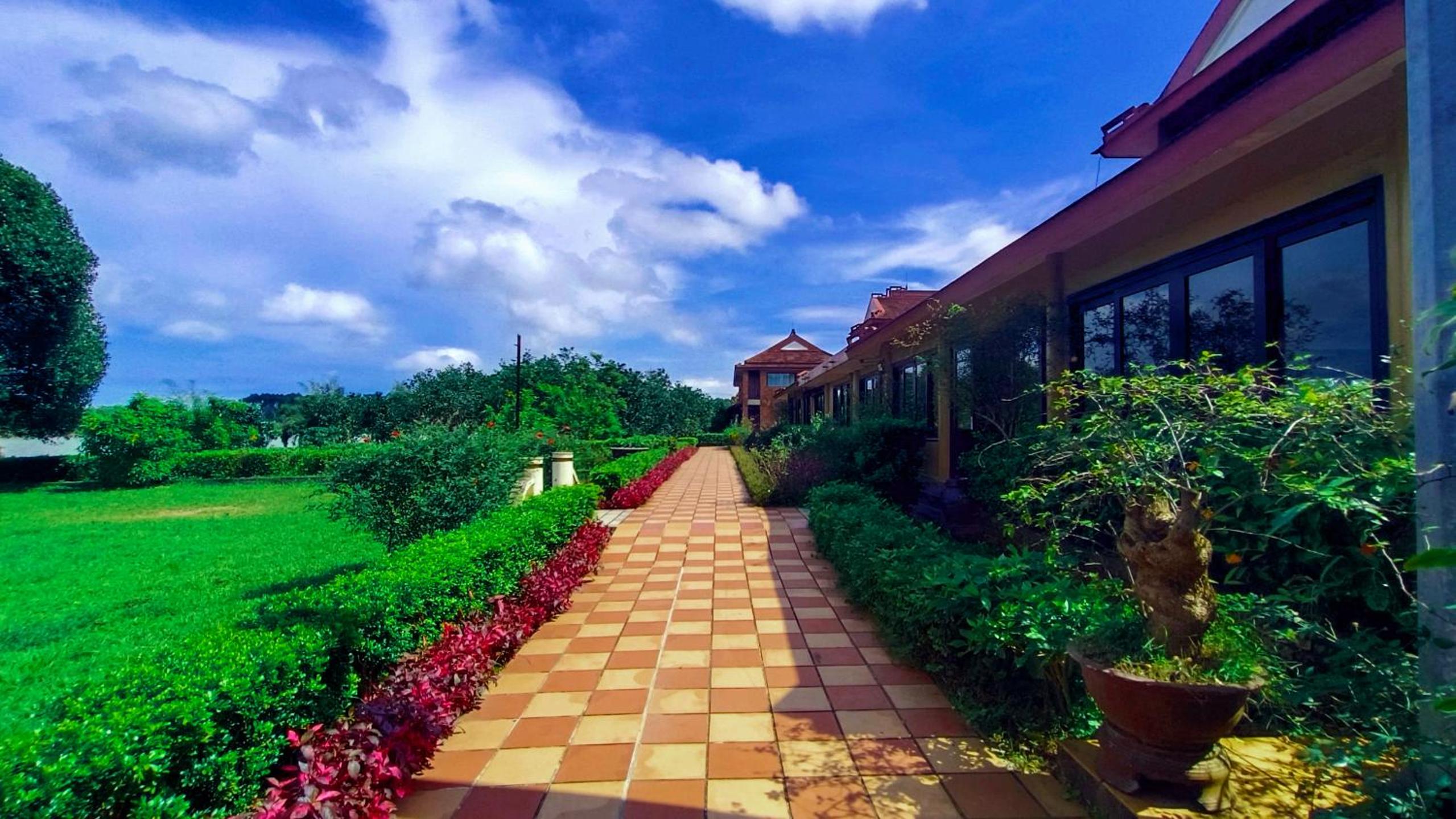 Hue Riverside Boutique Resort & Spa