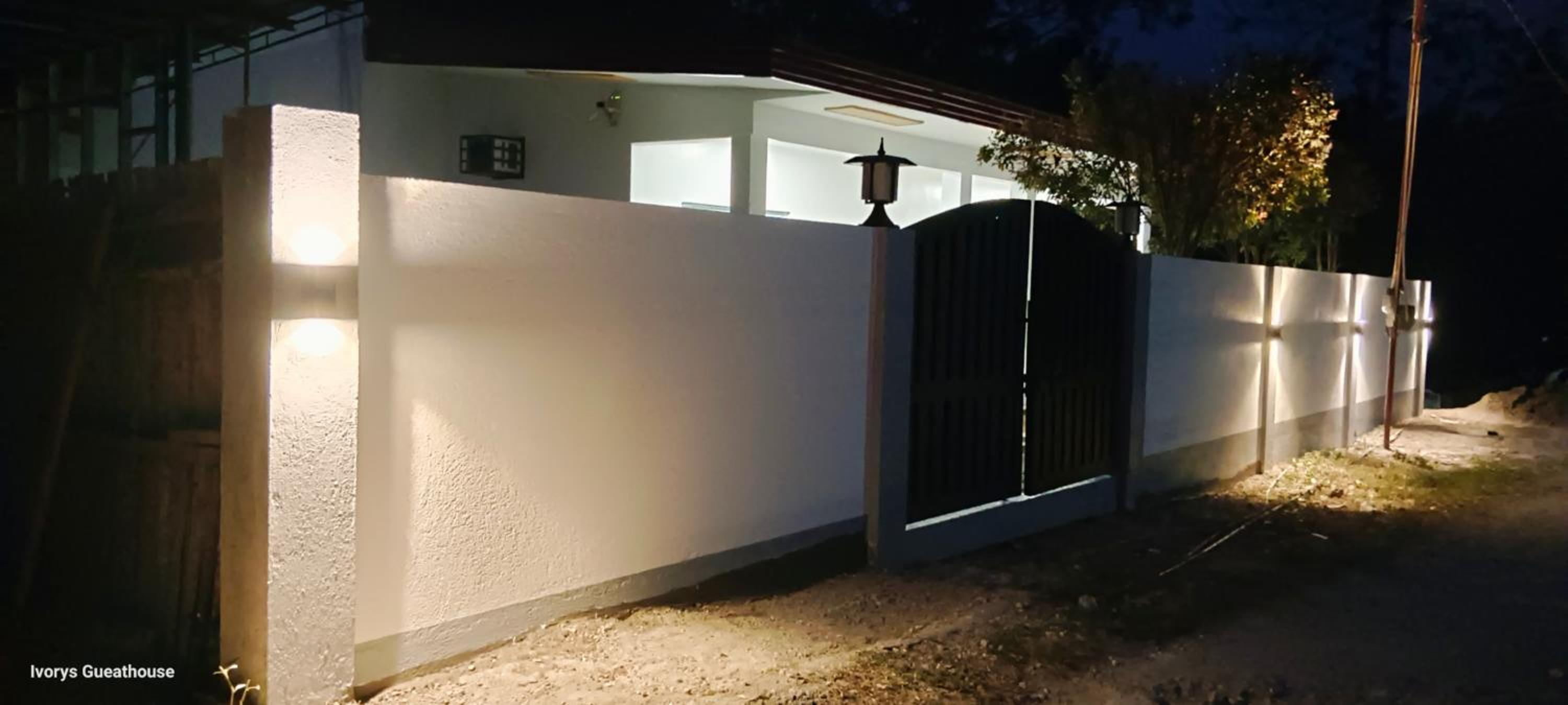 Ivorys Guesthouse