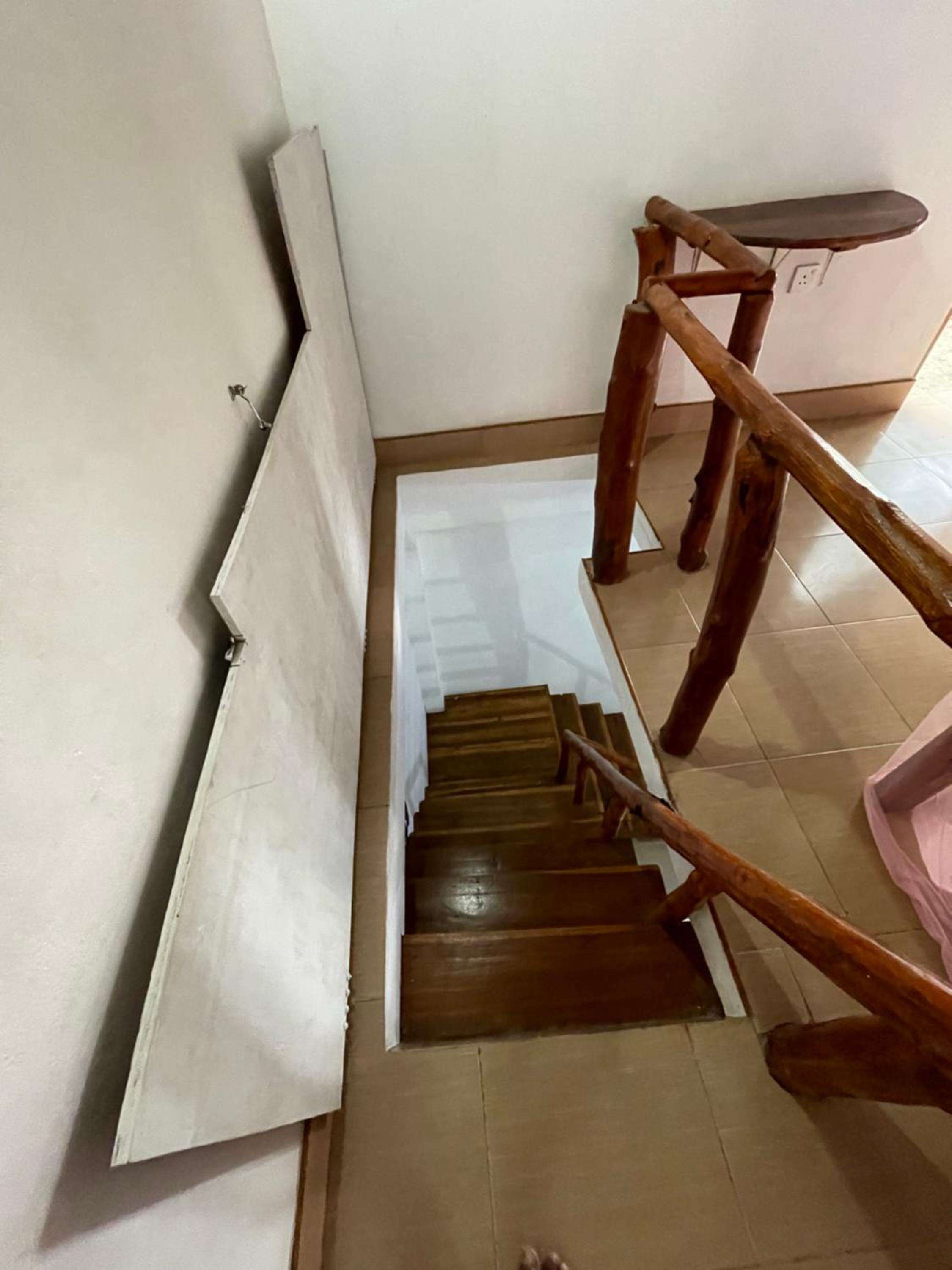 New Roy Guest House