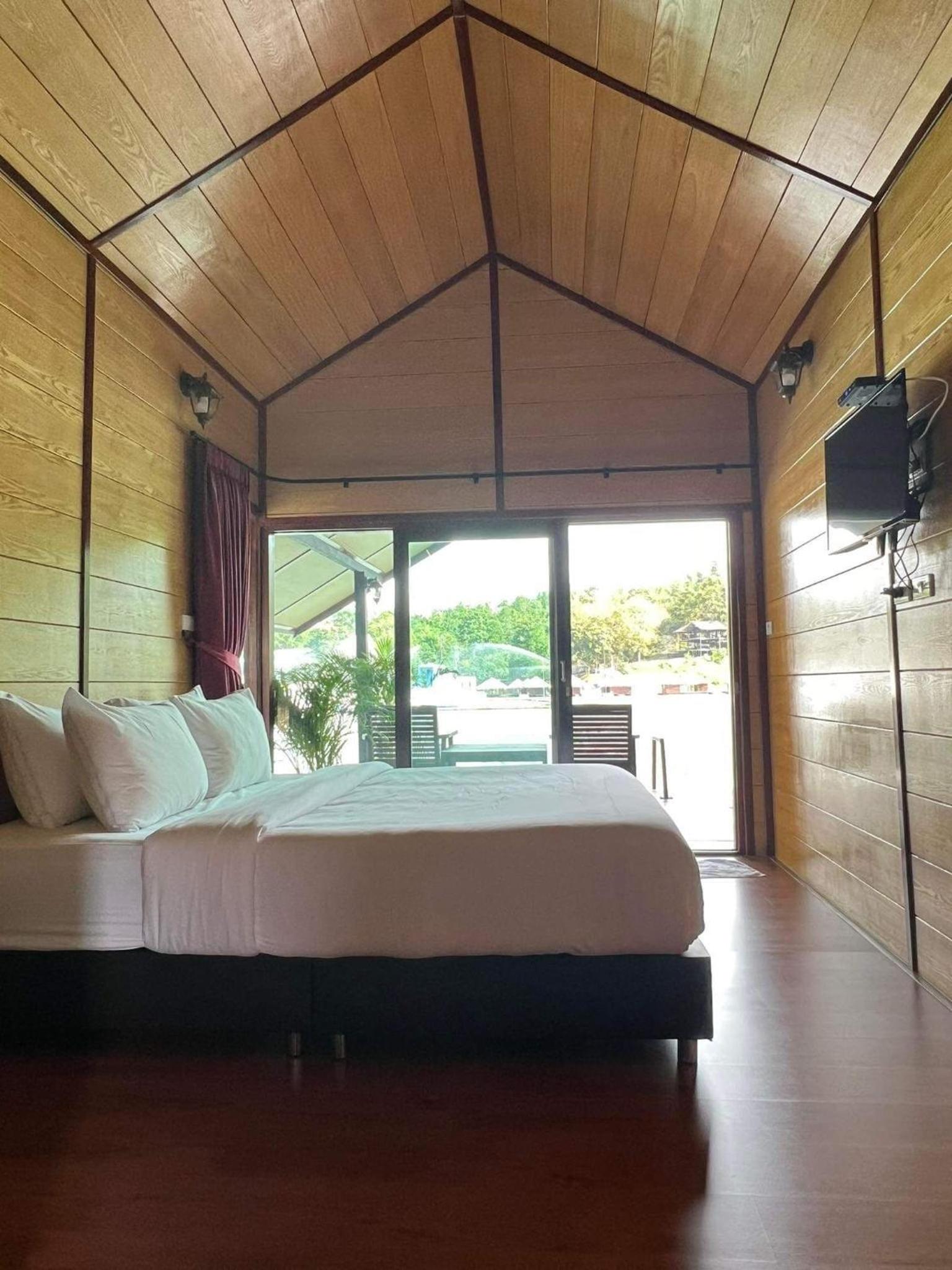 Ruknam Resort