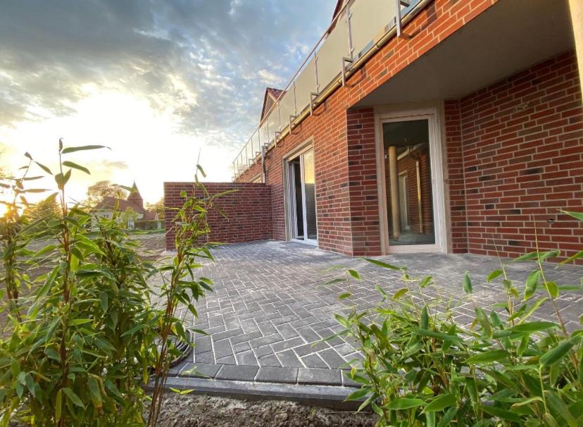WORKATION Luxury Nature House , 10 min VW , Relax from Work mit Terrasse, Balkon und Parkplatz