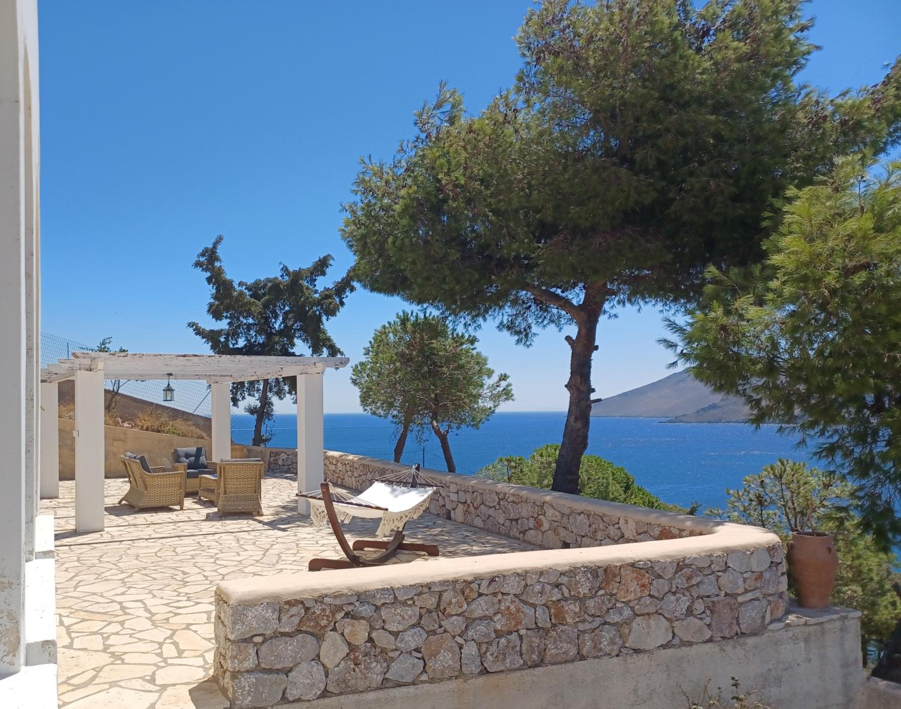 Spectacular Seaview Apartment