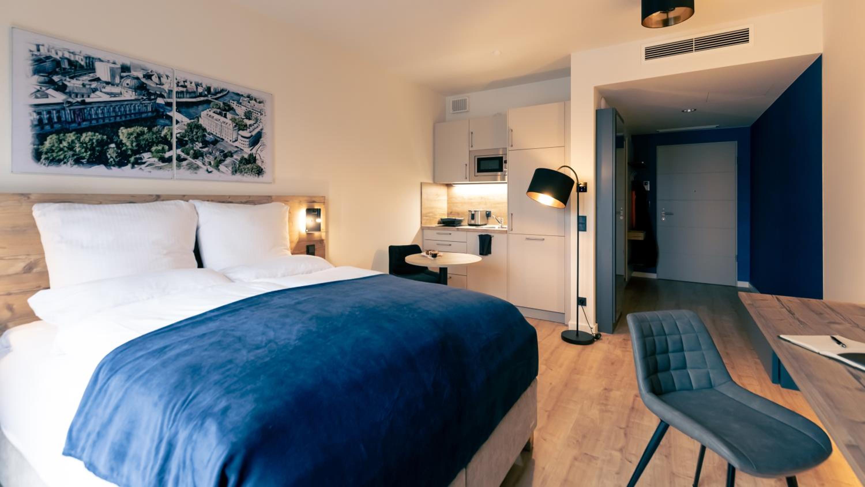 SpreeBlau Apartments